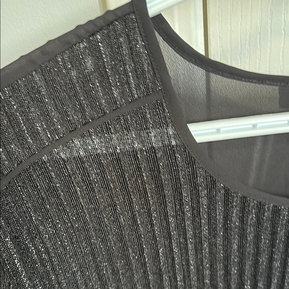 Black Ribbed Short Sleeve T-Shirt - Picture 5 of 5